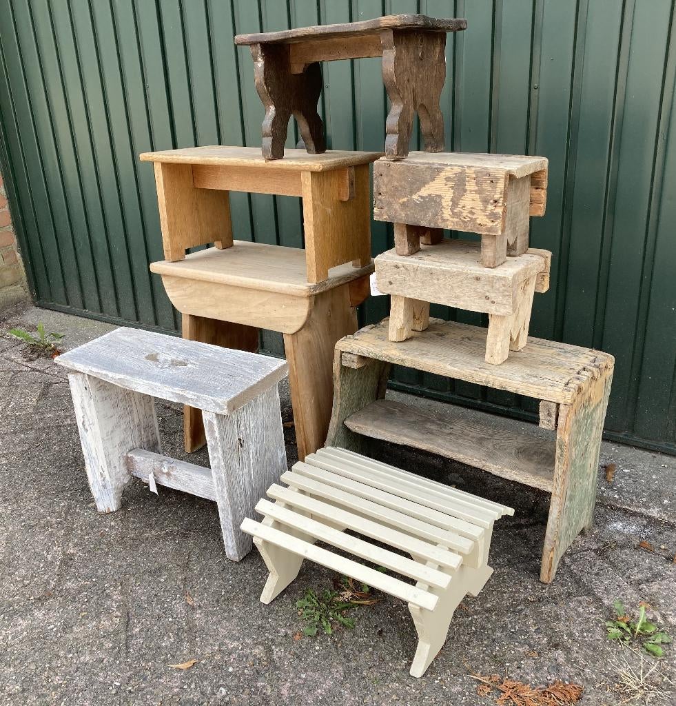 9x Brocante oude krukjes - voetenbankje - vensterbankje, Gebruikt, Ophalen of Verzenden, Nvt, Nvt