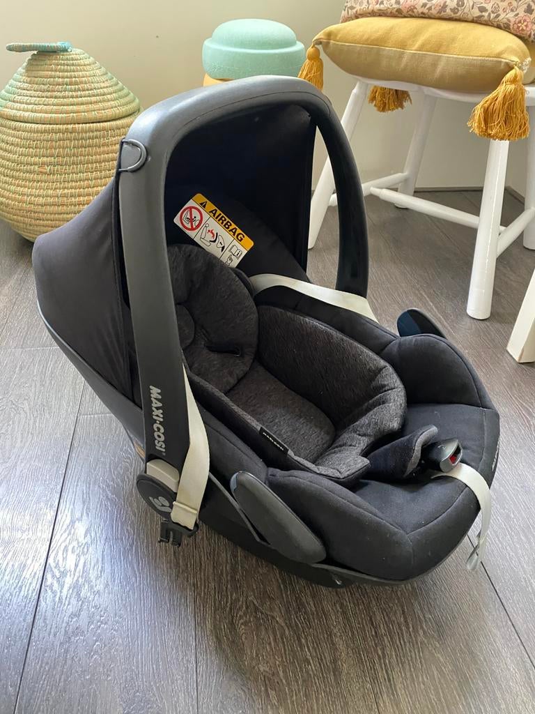 Maxi Cosi Pebble Pro iSize Baby AutoStoel, Ophalen, Autogordel of Isofix, Zo goed als nieuw, 0 t/m 13 kg