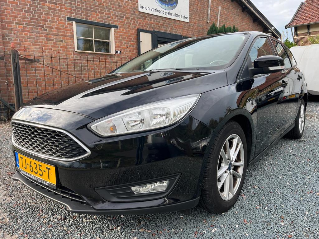 Ford Focus Wagon 1.0 Titanium ( Climate controle + Elektrisc, Gebruikt, Zwart, Handgeschakeld, 1216 kg