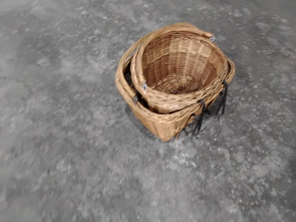 Set van 2 rieten fietsmanden - Gebruikt, Ophalen of Verzenden, Gebruikt, Fietsmand