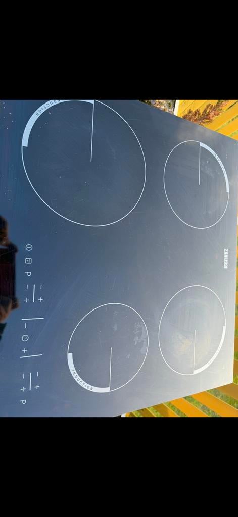 Zanussi inductieplaat – 4 pits – werkt goed, Zo goed als nieuw, Inductie, Vrijstaand, 4 kookzones