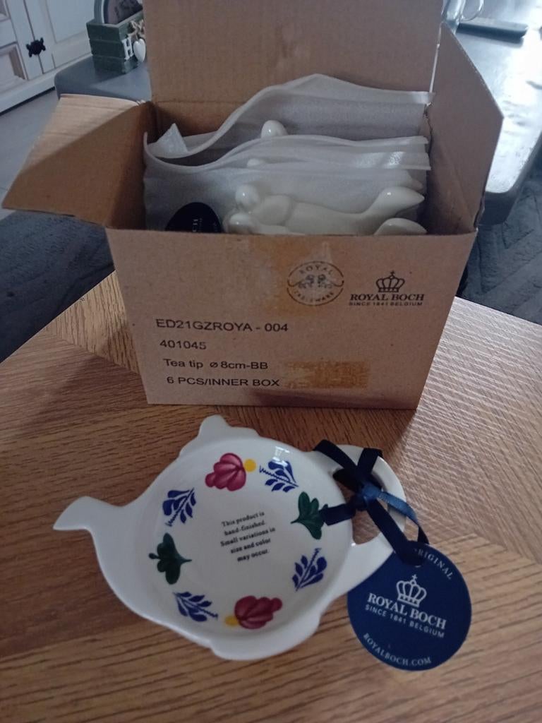 Royal Boch theeschaaltjes - 6 stuks, nieuw in doos, Keramiek, Overige typen, Nieuw, Ophalen of Verzenden