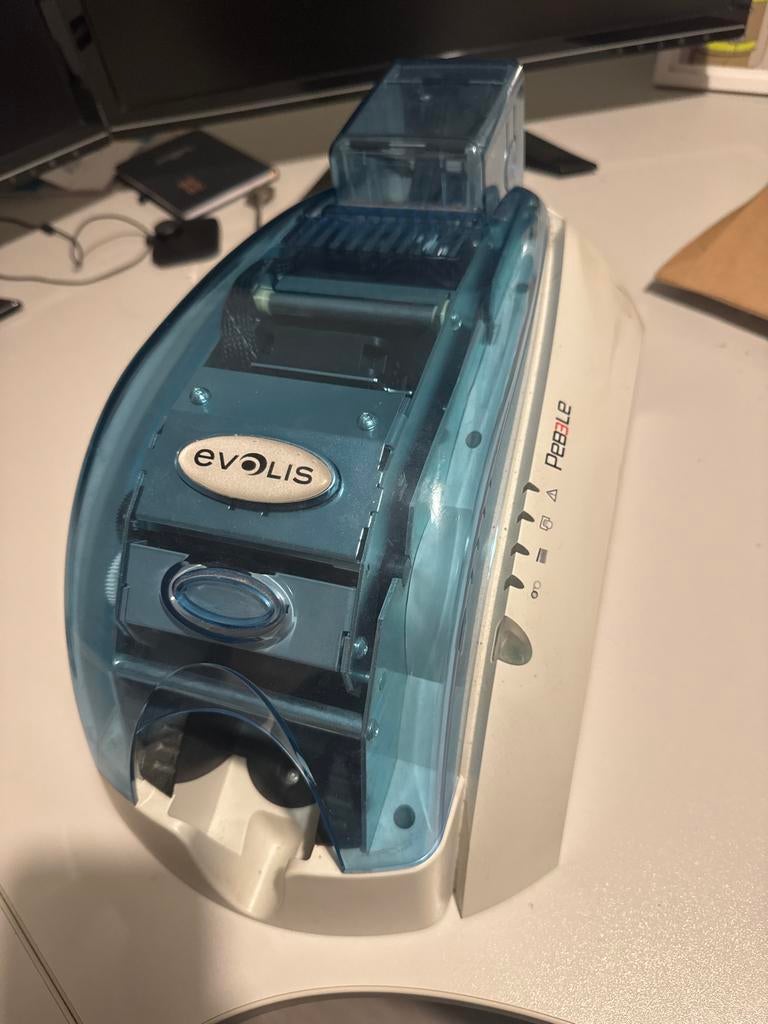 Evolis Pebble Pasjesprinter - Werkt goed, Computers en Software, Printers, Gebruikt, Kleur printen, Printer, Ophalen of Verzenden
