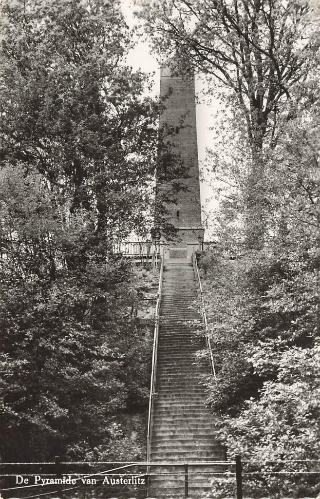 De Pyramide van Austerlitz, Verzamelen, Ansichtkaarten | Nederland, Ophalen of Verzenden, 1960 tot 1980, Gelopen, Utrecht