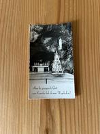 OUDE LOURDES FOTO MET GEBED AAN ACHTERZIJDE, Ophalen of Verzenden, Zo goed als nieuw, Kaart of Prent, Christendom | Katholiek