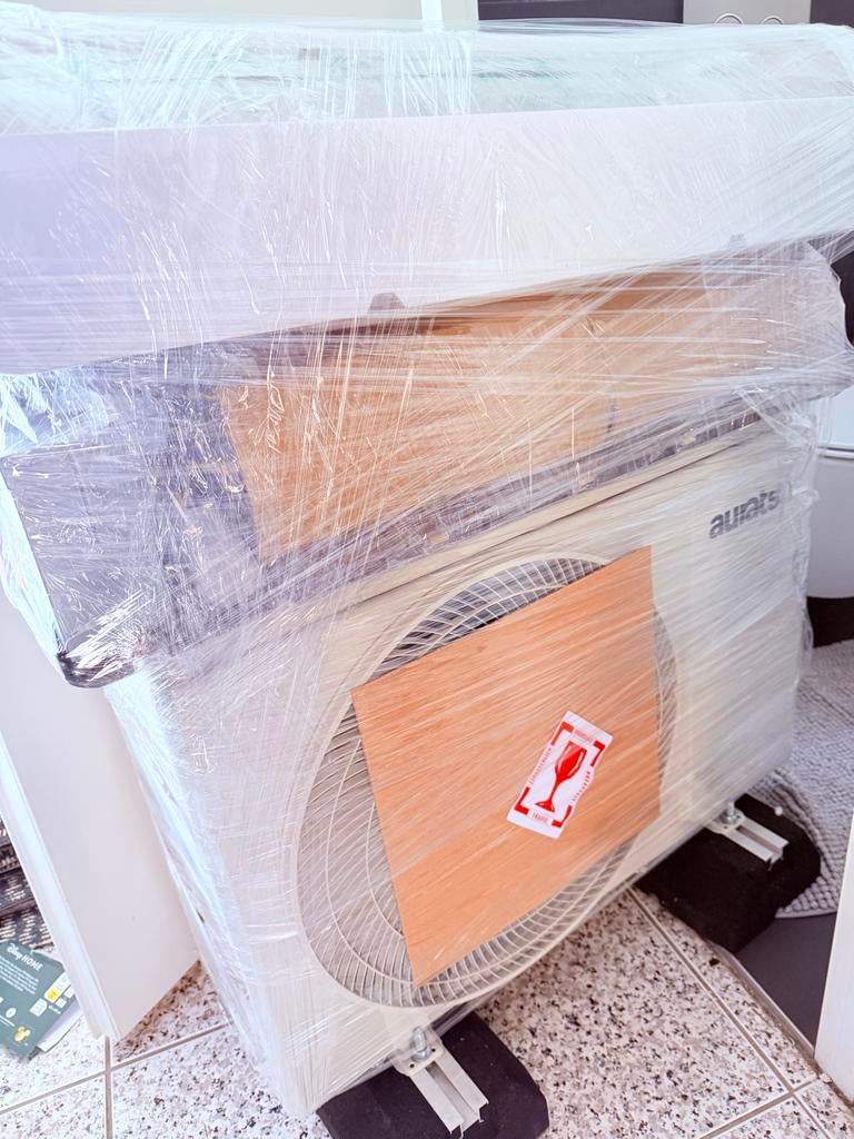 Auratsu Split Type Airconditioner, Ophalen, Gebruikt, Koelen en Ontvochtigen, Wandairco