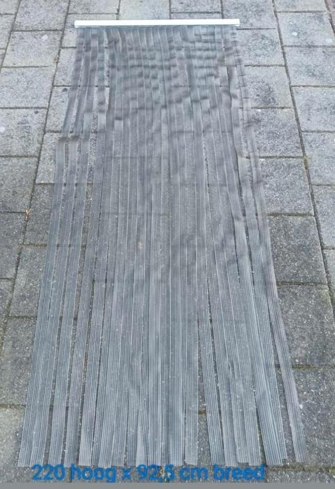Vliegengordijn 92,5 cm breed x 220 lang

Van stang gemeten, Doe-het-zelf en Verbouw, Deuren en Horren, Ophalen of Verzenden, Binnendeur