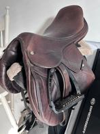 Bruin leren springzadel 17 / 17,5 inch incl. stijgbeugels, Dieren en Toebehoren, Ophalen, Gebruikt, Springen