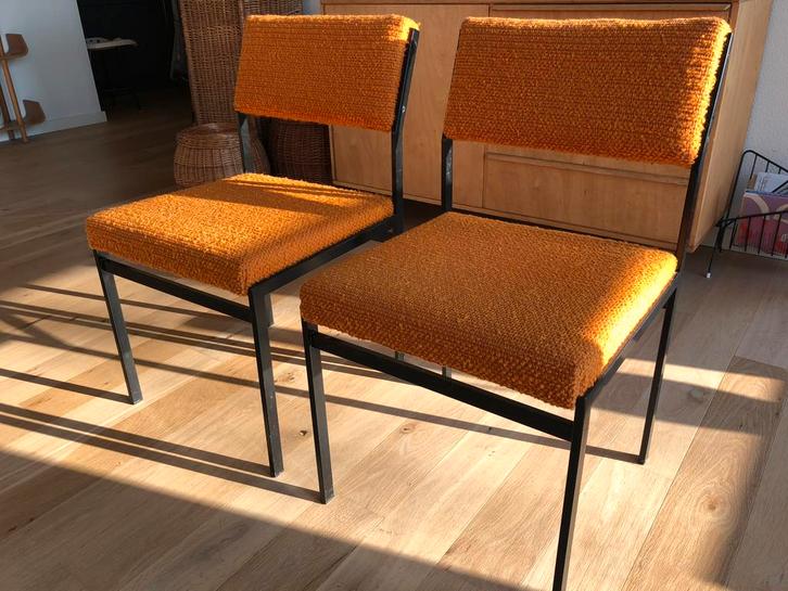 2x SM07 Pastoe, Huis en Inrichting, Stoelen, Gebruikt, Twee, Metaal, Stof, Zwart, Ophalen