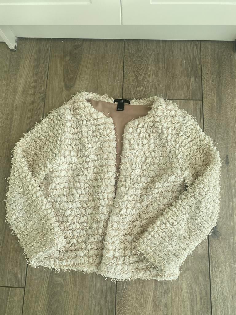 H&M Crème Bouclé Jasje Maat S, Kleding | Dames, Ophalen of Verzenden, Zo goed als nieuw, Maat 36 (S), Beige