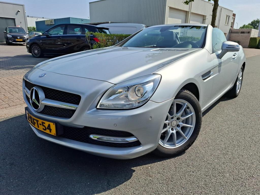 Mercedes-Benz SLK-klasse 200 KOMPRESSOR AUTOMAAT/LEDER/NAVI!, Auto's, Mercedes-Benz, Automaat, Euro 5, Achterwielaandrijving, Gebruikt