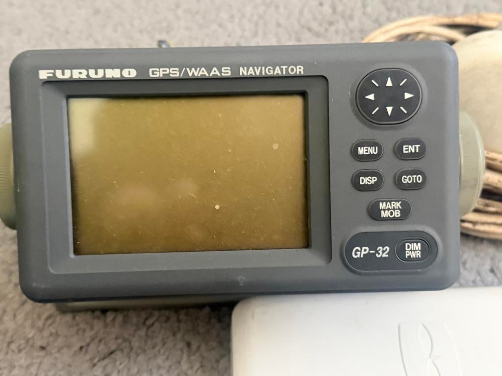 Furuno GP-32 GPS/WAAS Navigator, Ophalen of Verzenden, Gebruikt, Gps of Kompas