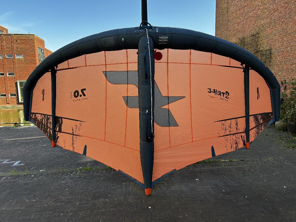 F-one CNC Strike 7m, Watersport en Boten, Wingsurfen, Ophalen of Verzenden, Gebruikt, Wingsurf-wing