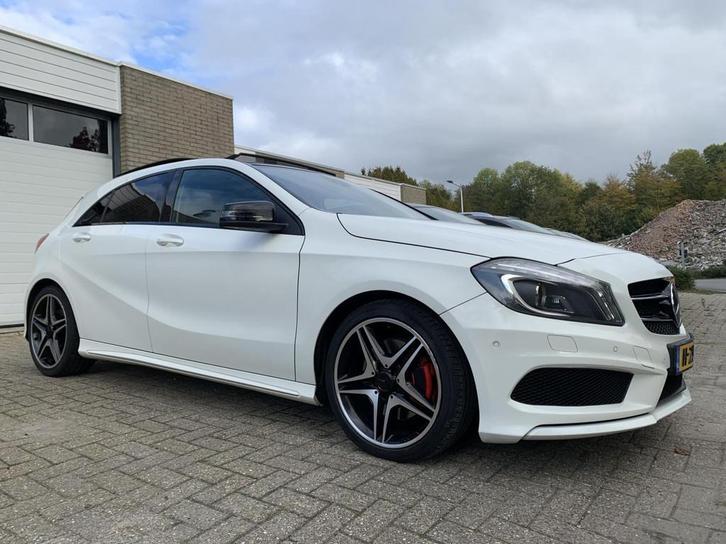 Mercedes A-klasse 250 Sport Ambition AMG Panodak Leer Groot, Auto's, Mercedes-Benz, Bedrijf, Te koop, A-Klasse, ABS, Airbags, Airconditioning
