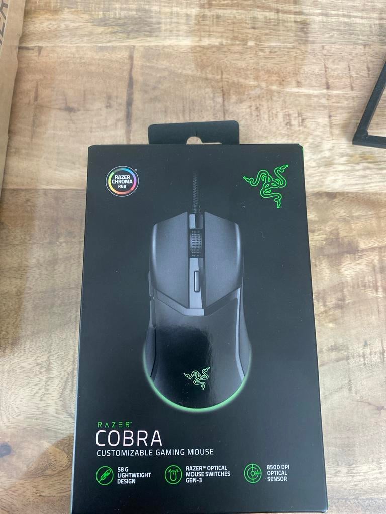 Razer Cobra Gaming Muis - Nieuw in doos, Computers en Software, Muizen, Nieuw, Muis, Rechtshandig, Bedraad, Gaming muis, Ophalen of Verzenden