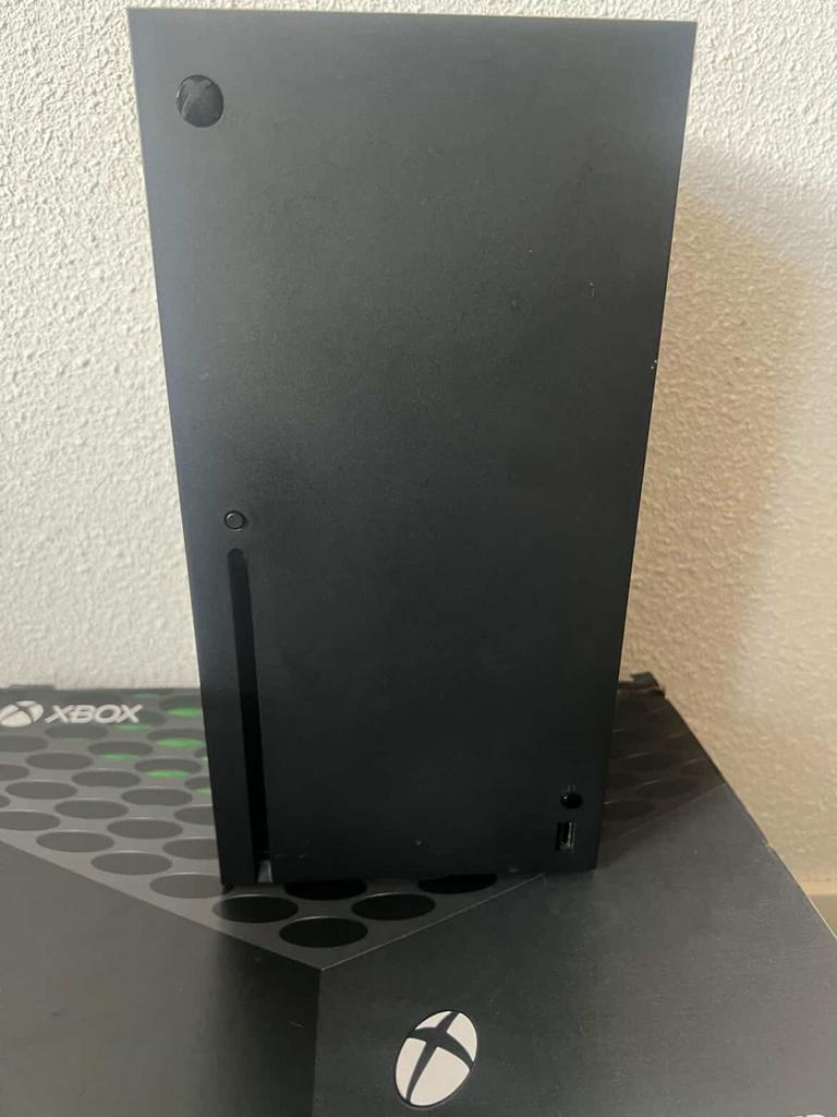 Xbox Series X 1TB Zwart met 2 controllers, Ophalen of Verzenden, Zo goed als nieuw