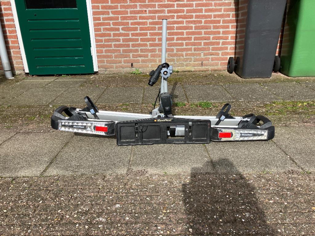 Fietsendrager MovaNext Vision, Auto diversen, Fietsendragers, Ophalen, 2 fietsen, Gebruikt, Trekhaakdrager