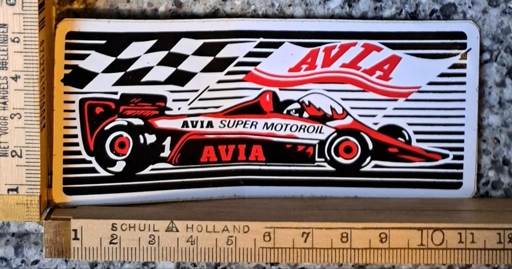 Vintage sticker AVIA super motor oil formule 1 autosport, Verzamelen, Stickers, Zo goed als nieuw, Ophalen of Verzenden