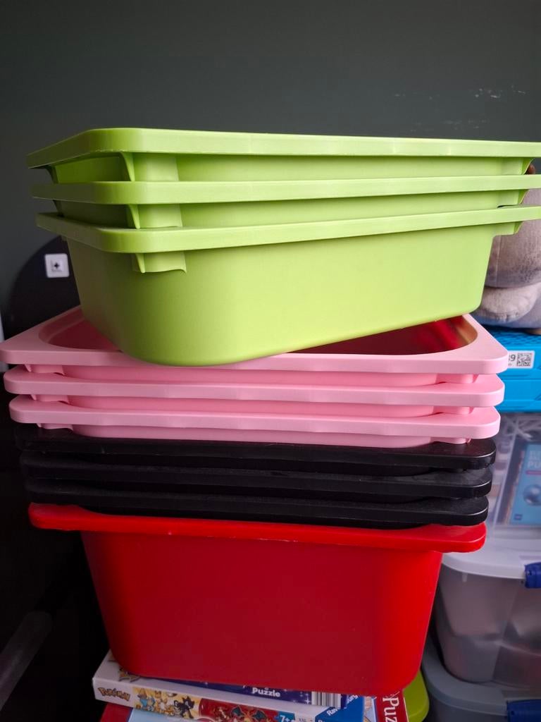 Trofast opbergbakken in diverse kleuren en maten, Kunststof, Gebruikt, Schaal, Ophalen of Verzenden