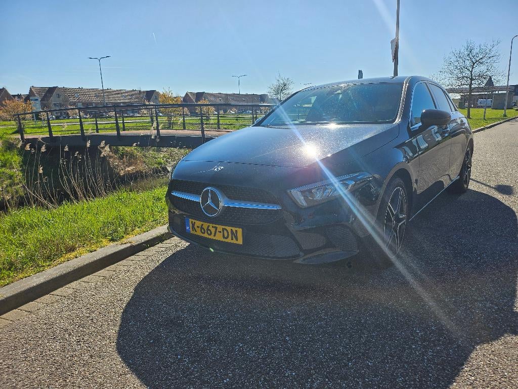 Mercedes-Benz A-Klasse A 250 4Matic 2019 Zwart plus, Auto's, 1800 kg, 4 cilinders, Leder en Stof, 75 €/maand