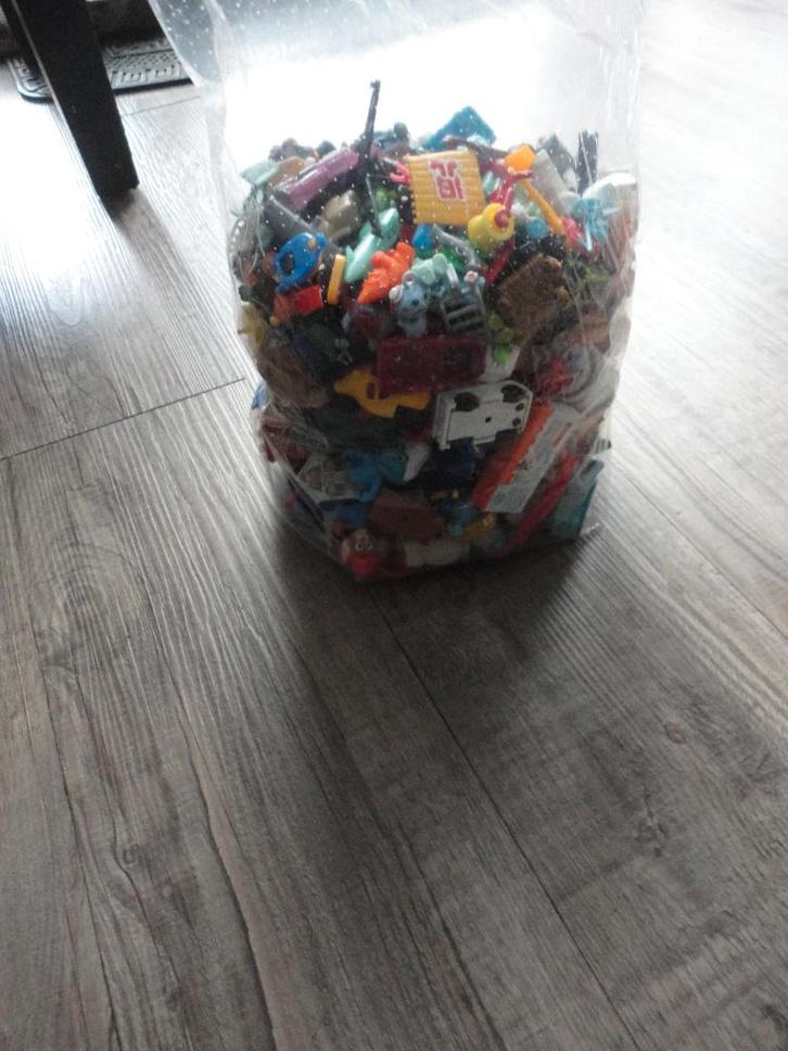 RUIM 170  FIGUURTJES VERRASSINGSEIEREN /80/90  KINDER SURPR, Verzamelen, Verrassingseieren, Zo goed als nieuw, Overige typen, Ophalen of Verzenden