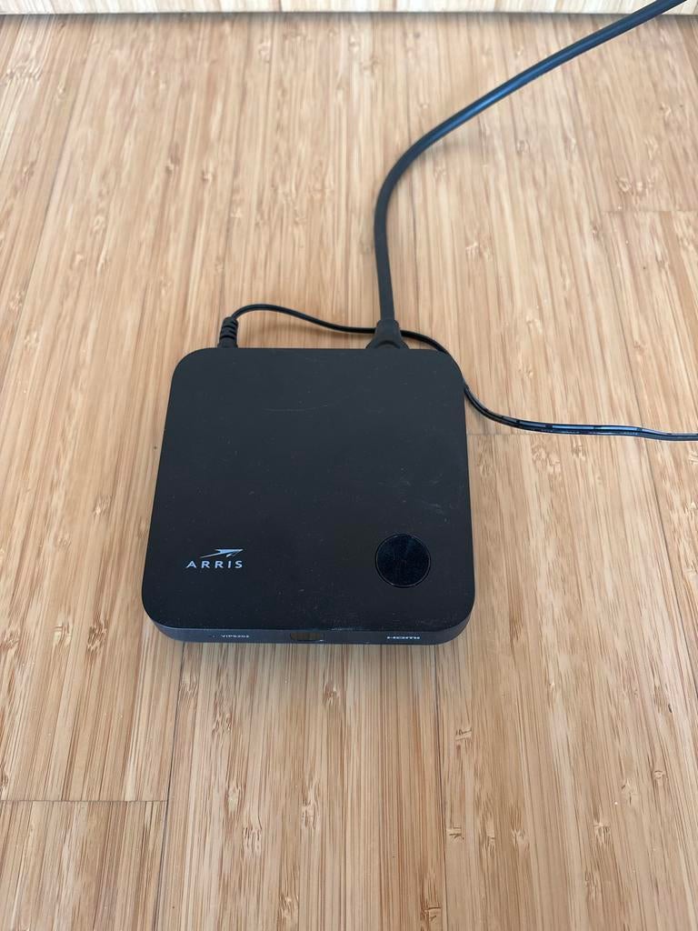 Arris VIP5202 KPN decoder, Ophalen of Verzenden, Gebruikt, Decoder