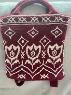 Musthave: fraaie en handige rugzak met tulpmotief, Ophalen of Verzenden, Nieuw, Haken, Overige typen