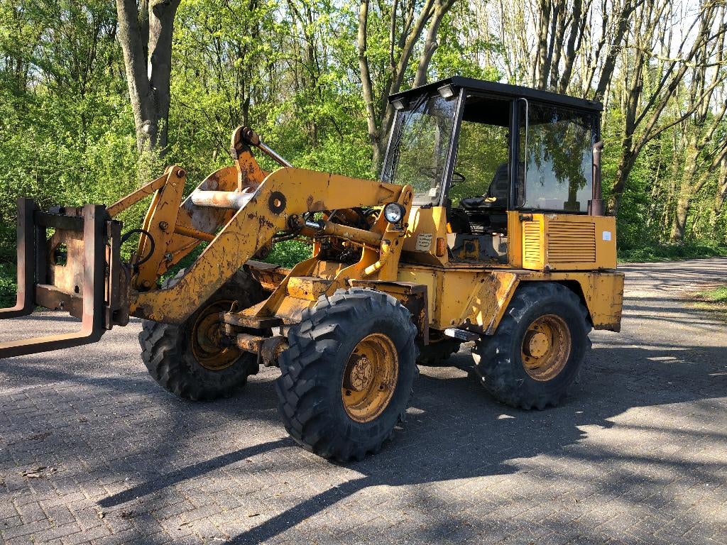 Ahlmann AL8C wielloader, Ophalen, Wiellader of Shovel