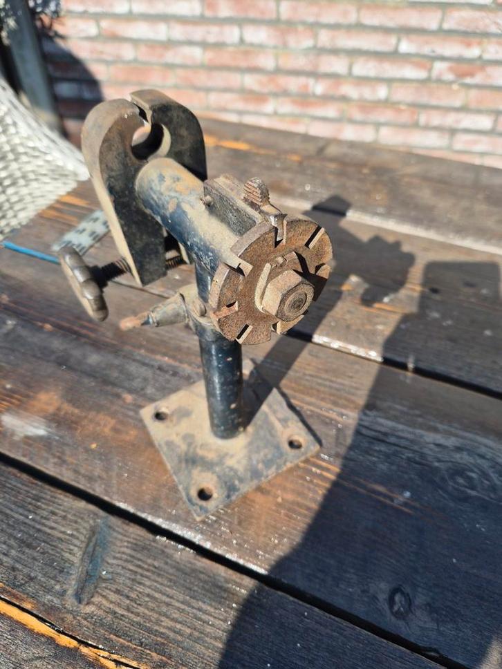 Oude sleutelmakers klem, Doe-het-zelf en Verbouw, Gereedschap | Handgereedschap, Gebruikt, Ophalen