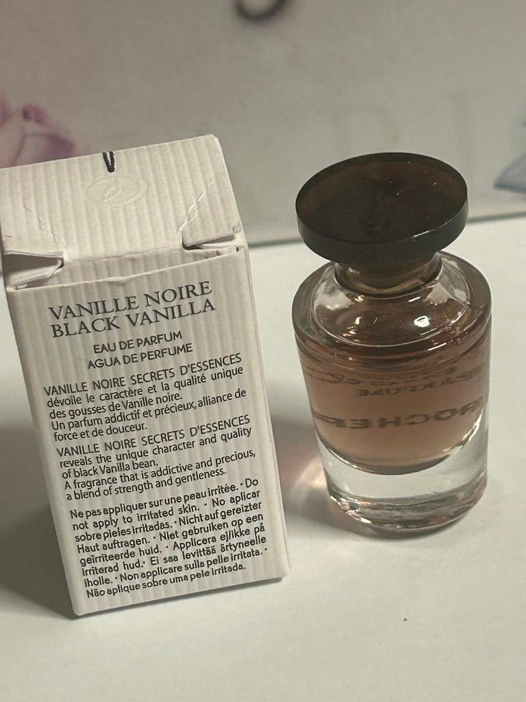 Yves Rocher - vanille noire miniature 5ml edp, Verzamelen, Parfumverzamelingen, Ophalen of Verzenden, Nieuw, Miniatuur, Gevuld