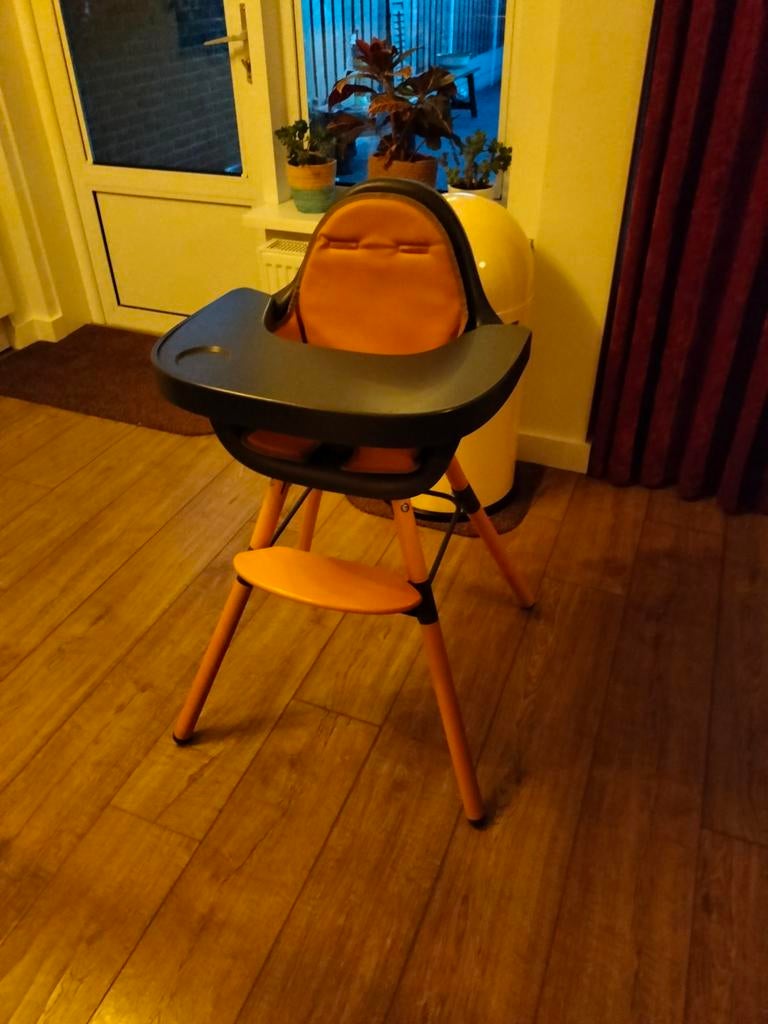 Childhome Evolu kinderstoel met binnenzitje, Ophalen, Gebruikt, Meegroeistoel, Afneembaar eetblad
