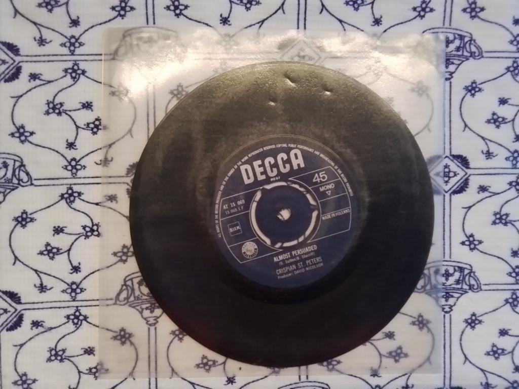 Crispian st. peters           Almost persuaded, Ophalen of Verzenden, Zo goed als nieuw, Pop, Single