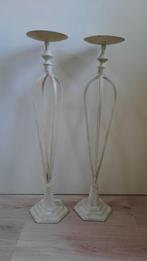 2 kandelaars, Huis en Inrichting, Woonaccessoires | Kandelaars en Kaarsen, Ophalen, Gebruikt, 50 tot 75 cm, Crème