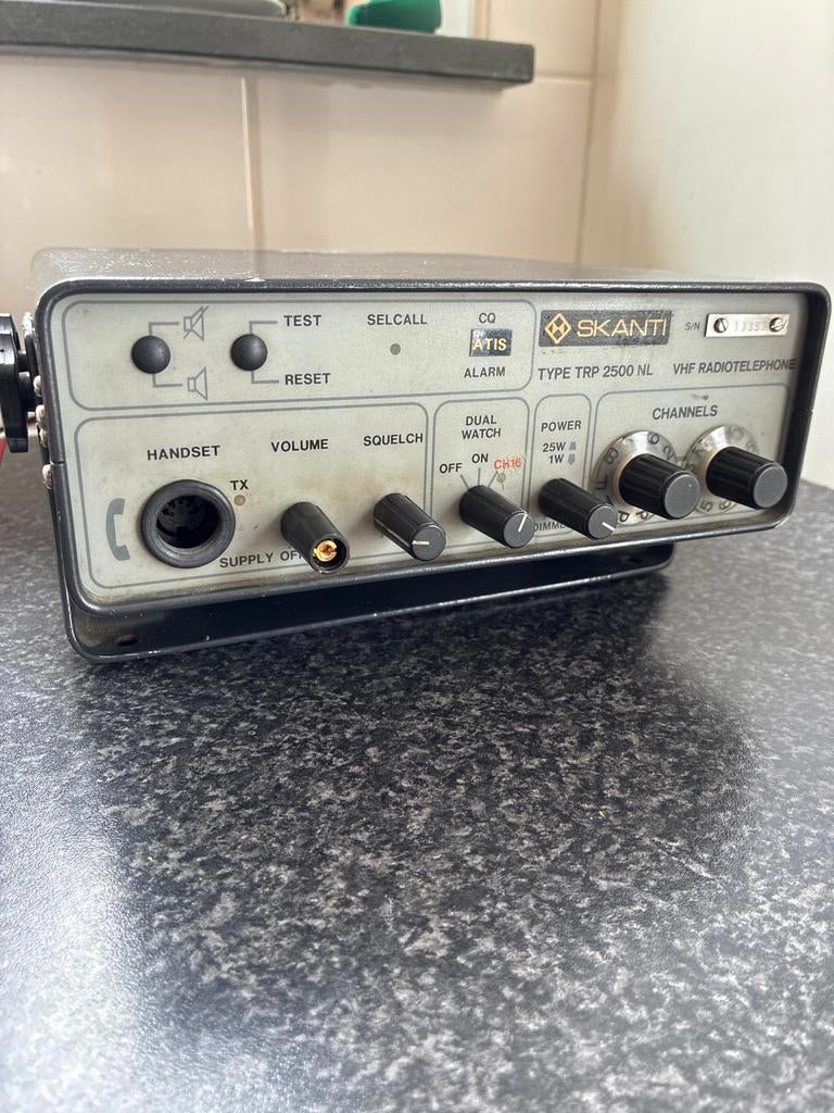 Skanti type TRP 2500 NL VHF Radiotelephone, Ophalen of Verzenden, Niet werkend