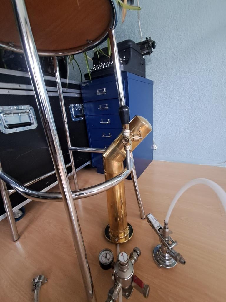 NETTE   Messing  Biertap, met compensator kraan., Ophalen of Verzenden, Overige