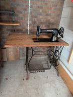 Antieke Singer Naaimachine met Houten Tafel, Antiek en Kunst, Antiek | Naaimachines, Ophalen