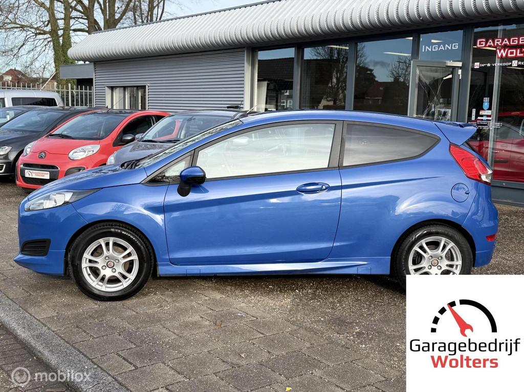 Ford Fiesta 1.0 EcoBoost ST line super nette auto, Auto's, Voorwielaandrijving, Euro 5, Zwart, Met garantie (alle)