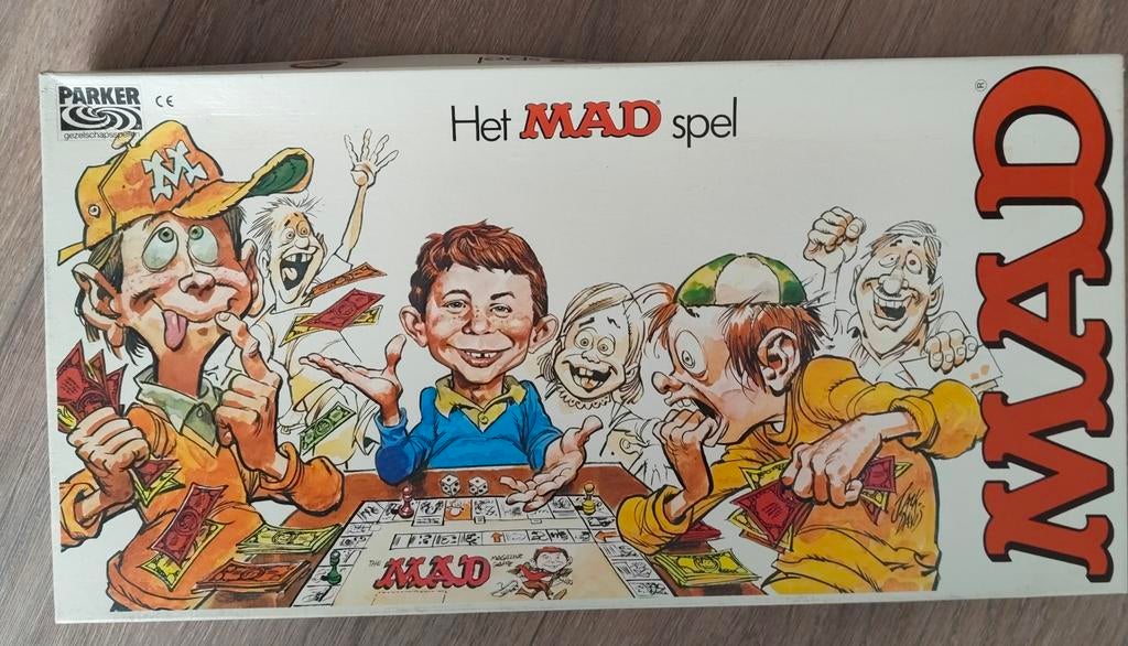Het MAD spel, Hobby en Vrije tijd, Gezelschapsspellen | Bordspellen, Ophalen of Verzenden