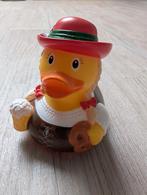 Oktoberfest vrouw badeend, Ophalen of Verzenden, Zo goed als nieuw
