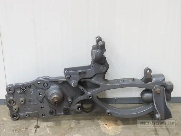 DAF Body & Chassis Parts Chassis steun Re. DAF 106, Auto-onderdelen, Vrachtwagen-onderdelen, Gebruikt, Ophalen