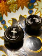 Twee Take Care beeldjes, Antiek en Kunst, Antiek | Koper en Brons, Verzenden, Brons