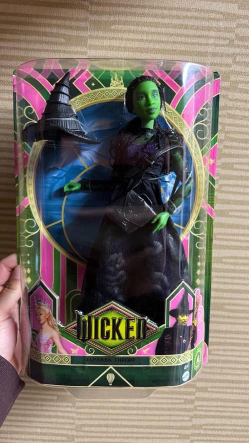 Mattel Wicked Elphaba Thropp barbie misprint, Verzamelen, Poppen, Nieuw, Pop, Ophalen of Verzenden