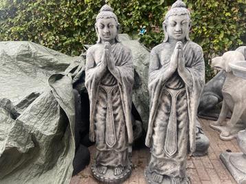 Staande Boeddha 117cm hoog en meer Tuinbeelden beschikbaar voor biedingen