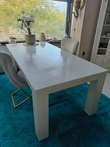 Robuuste massief houten tafel - 6 persoons - laatste kans!  beschikbaar voor biedingen