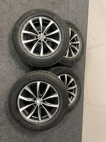 VW Tiguan 17 inch winterbanden set beschikbaar voor biedingen