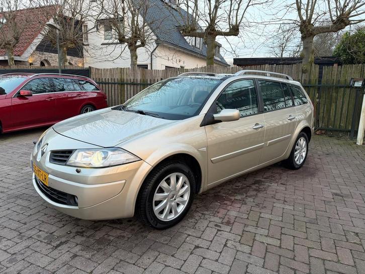 Renault Mégane Grand Tour 2.0-16V Tech Line Xenon Airco Cru, Auto's, Renault, Te koop, Mégane, ABS, Airbags, Airconditioning, Boordcomputer