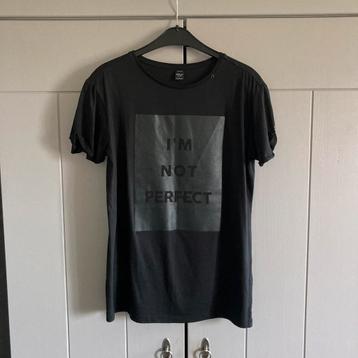 set nieuwe zomer shirts beschikbaar voor biedingen