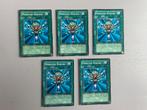 5x monster reborn, Ophalen of Verzenden, Zo goed als nieuw, Losse kaart