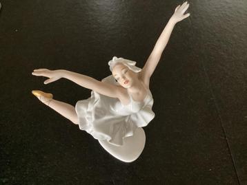ballerina Wallendorf porselein (schaubach) uit Thurlingen