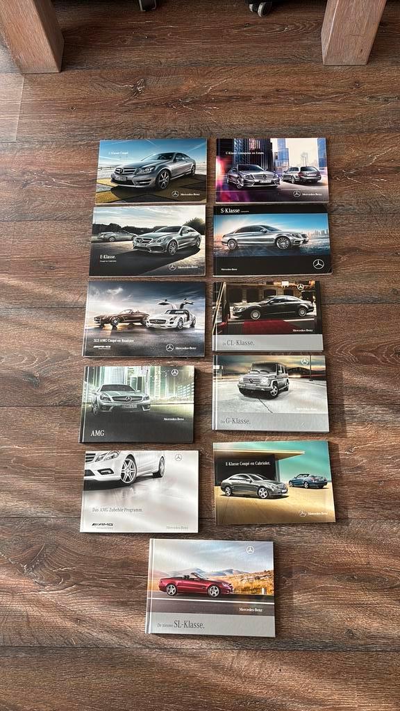 Mercedes -Benz Brochures dikke gebonden folders ., Boeken, Auto's | Folders en Tijdschriften, Zo goed als nieuw, Mercedes, Ophalen of Verzenden